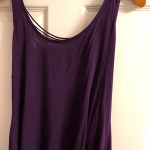 Top with open back and detailed beading